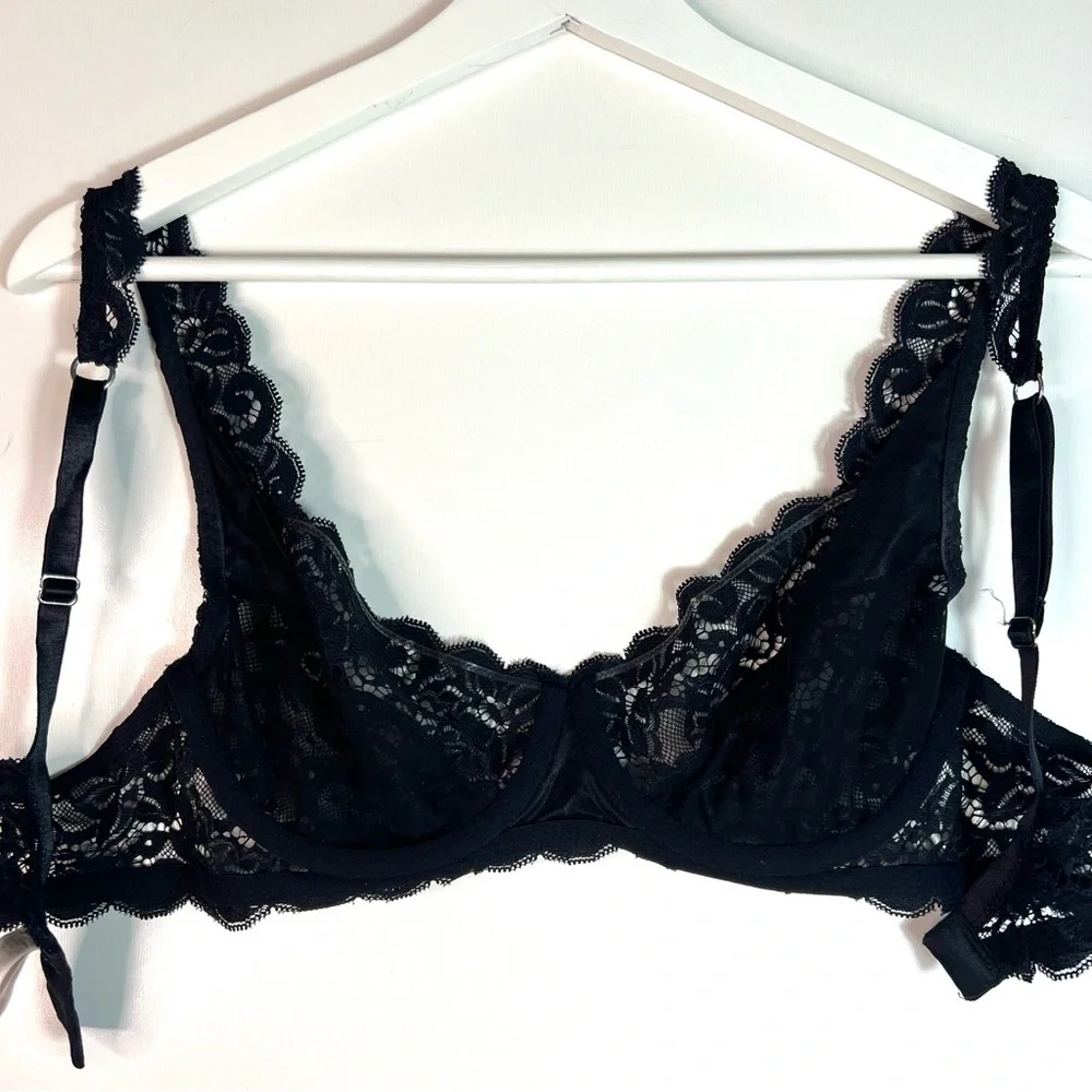 Hanro Moments Underwire Lace Bra Size 34C